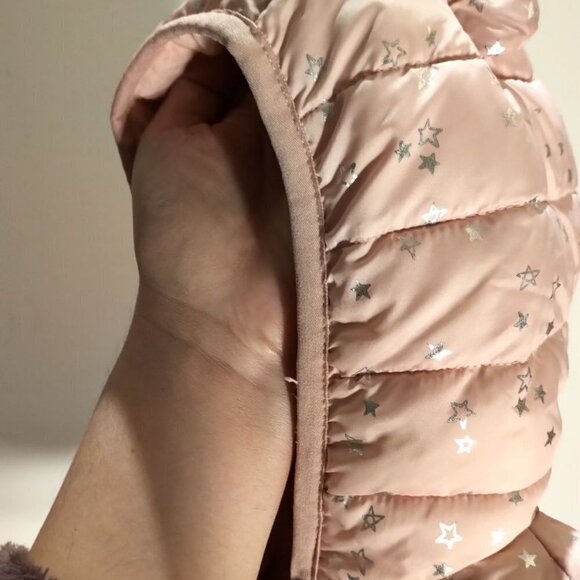 🍒2/50🍒NWOT Baby Gap Puffer Jacket 0-6 Months Salmon Pink Metallic Silver Stars - Picture 3 of 16